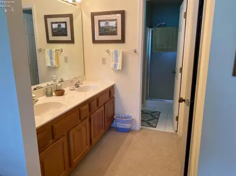 1003 Brittany Dr, Huron, OH 44839 photo 7