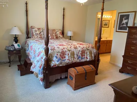 1003 Brittany Dr, Huron, OH 44839 photo 9