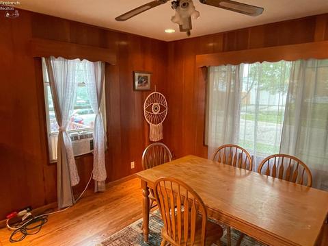 737 Clark St, Willard, OH 44890 photo 10