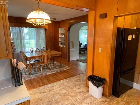 737 Clark St, Willard, OH 44890 photo 12