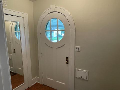 737 Clark St, Willard, OH 44890 photo 5