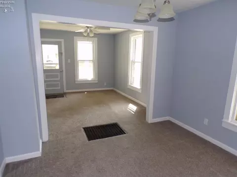 69 Corwin St, Norwalk, OH 44857 photo 4