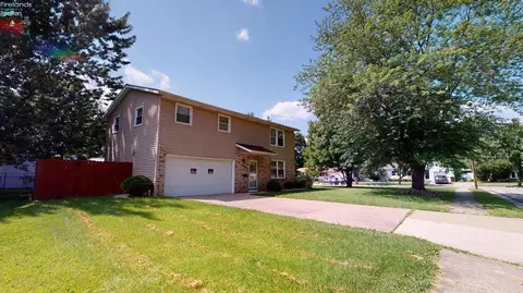 59 Hillcrest Dr, Willard, OH 44890 photo 2