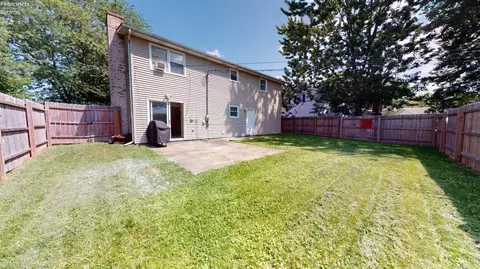 59 Hillcrest Dr, Willard, OH 44890 photo 3