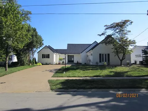 1003 Beachside Ln, Huron, OH 44839 photo 2