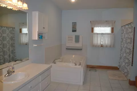 605 Cedar Dr, Willard, OH 44890 photo 16