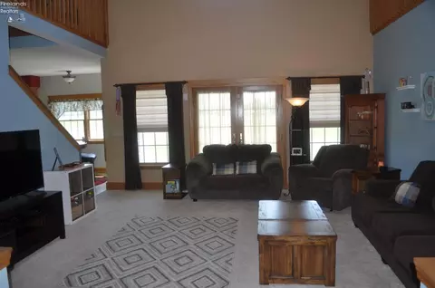 605 Cedar Dr, Willard, OH 44890 photo 12