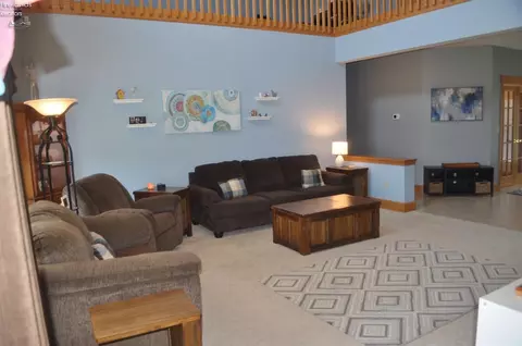 605 Cedar Dr, Willard, OH 44890 photo 10