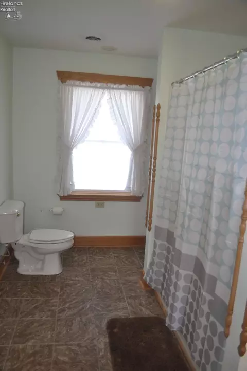 605 Cedar Dr, Willard, OH 44890 photo 31