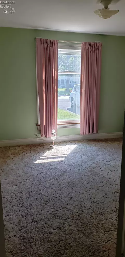 1129 Main St, Huron, OH 44839 photo 15