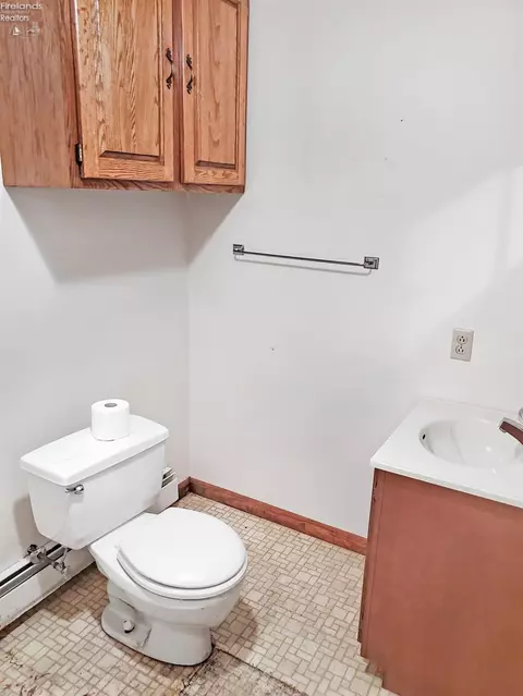 613 W Maple St, Clyde, OH 43410 photo 45