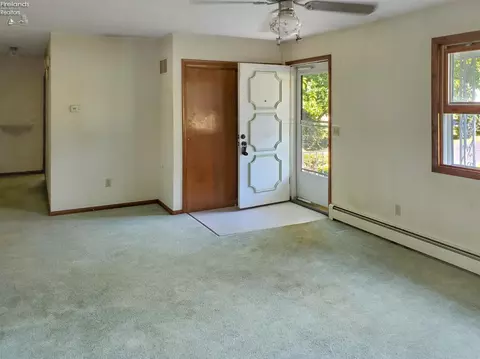 613 W Maple St, Clyde, OH 43410 photo 18