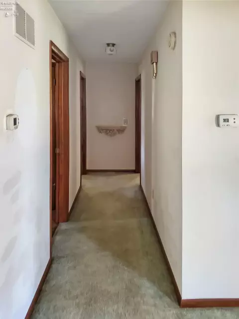 613 W Maple St, Clyde, OH 43410 photo 22