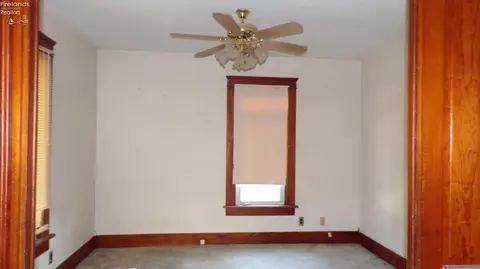 333 W Maple St, Clyde, OH 43410 photo 4