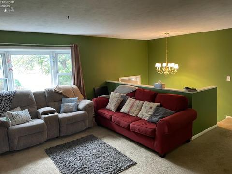 43 Hillcrest Dr, Willard, OH 44890 photo 6