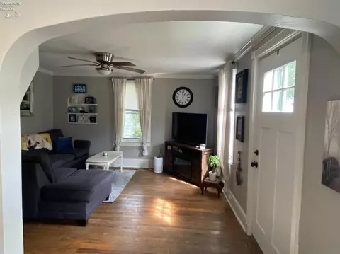 227 Ohio St, Huron, OH 44839 photo 9