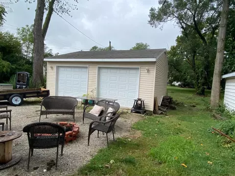 227 Ohio St, Huron, OH 44839 photo 5
