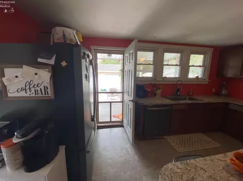 227 Ohio St, Huron, OH 44839 photo 13
