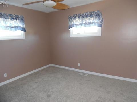 549 Lisa Ln, Willard, OH 44890 photo 15