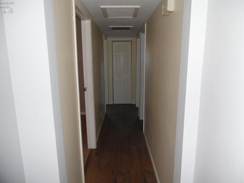 549 Lisa Ln, Willard, OH 44890 photo 9