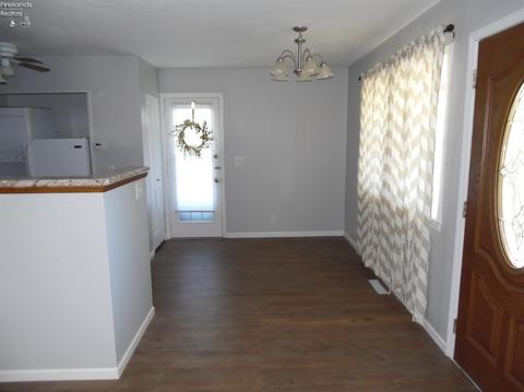 549 Lisa Ln, Willard, OH 44890 photo 6