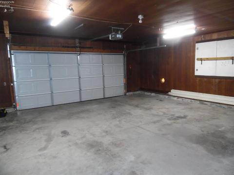 549 Lisa Ln, Willard, OH 44890 photo 18