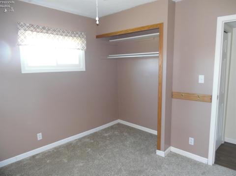 549 Lisa Ln, Willard, OH 44890 photo 14