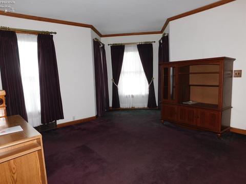 262 E Main St, Norwalk, OH 44857 photo 9