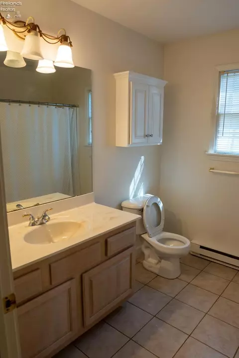 1707 E Waterberry Dr, Huron, OH 44839 photo 5