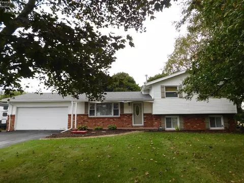 6156 Bauer Rd, Bellevue, OH 44811 photo 1