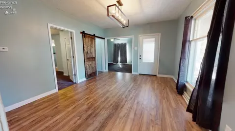24 W Emerald St, Willard, OH 44890 photo 17