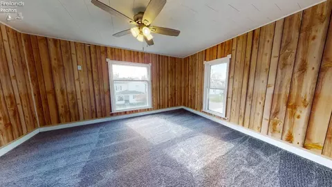 24 W Emerald St, Willard, OH 44890 photo 31
