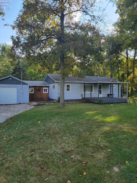 4747 Wenz Rd, Wakeman, OH 44889 photo 1
