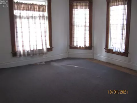 204 Main St, Wayne, OH 43466 photo 4