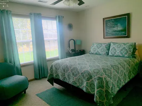 905 Armstrong St, Willard, OH 44890 photo 19