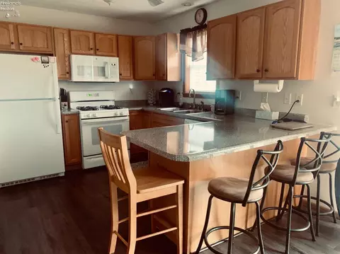905 Armstrong St, Willard, OH 44890 photo 11
