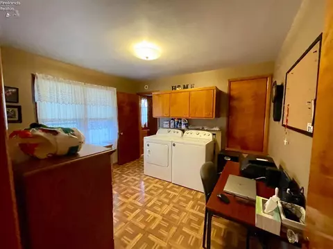 524 Spangler St, Willard, OH 44890 photo 7