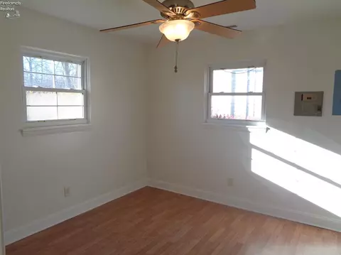1935 E 42nd St, Lorain, OH 44055 photo 8