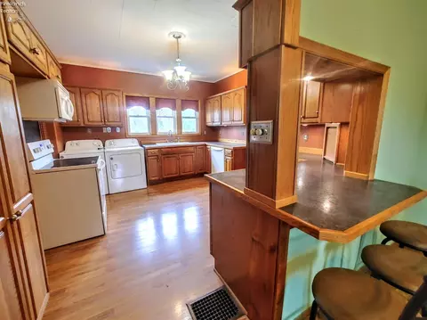 114 E Davis St, Tiffin, OH 44883 photo 12