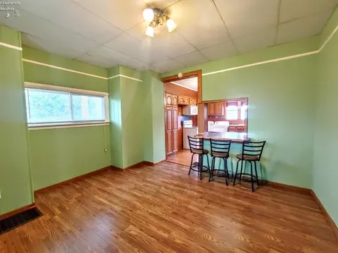 114 E Davis St, Tiffin, OH 44883 photo 10