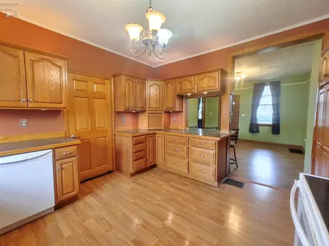 114 E Davis St, Tiffin, OH 44883 photo 14