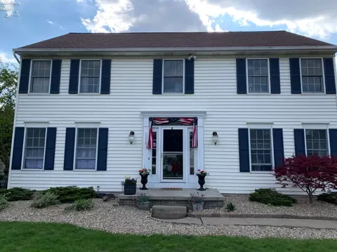 3315 E Stoneway Dr, Sandusky, OH 44870 photo 1