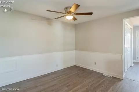 161 Nelson St, Clyde, OH 43410 photo 7