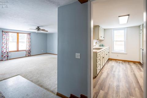 218 E Grant St, Clyde, OH 43410 photo 13
