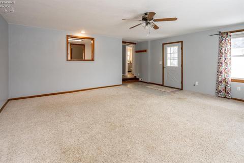 218 E Grant St, Clyde, OH 43410 photo 16