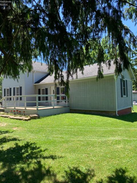 19 Hyde St, Wakeman, OH 44889 photo 2