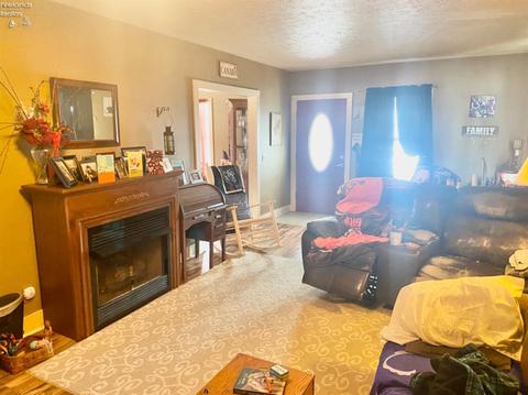 3205 Huron Avery Rd, Huron, OH 44839 photo 2