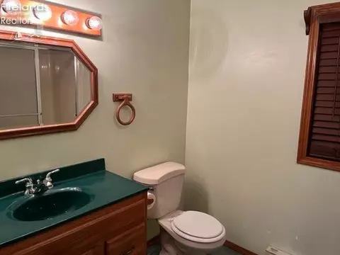 219 Ridgewood Ave, Huron, OH 44839 photo 11