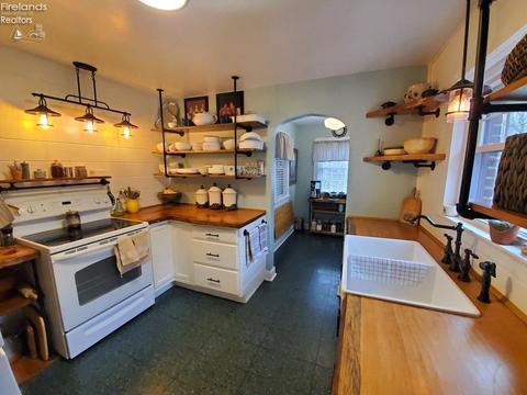 295 E St Rt 96, Shiloh, OH 44878 photo 9
