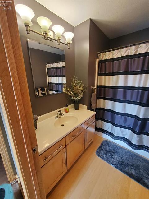 712 Meadowlark Ln, Huron, OH 44839 photo 35